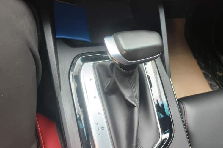 Used Geely Auto Emgrand S 2021 1.4T CVT Prestige Edition Gear Lever