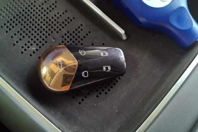 Used VOYAH Dream 2025 PHEV Four-Wheel-Drive Flagship Kunpeng Edition Interior 1