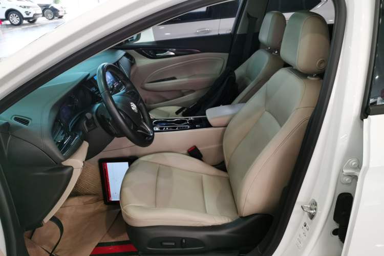 Used Buick Regal 2020 552T Elite Edition Left Front Seat