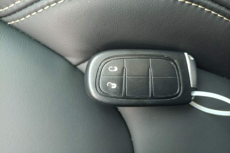 Used Jeep Cherokee 2017 2.4L Professional Smart Edition
