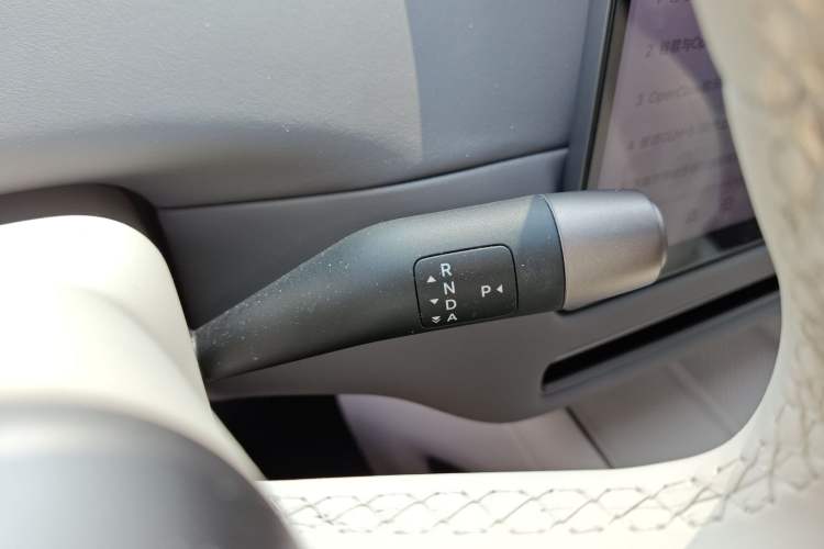 Used Li Auto i6 2025 Model Two-Wheel-Drive Standard Type