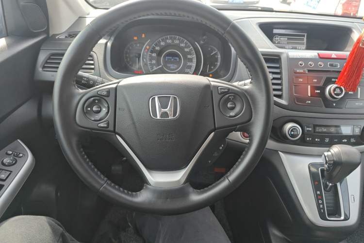 Used Honda CR-V 2013 2.4L two-wheel drive luxury version