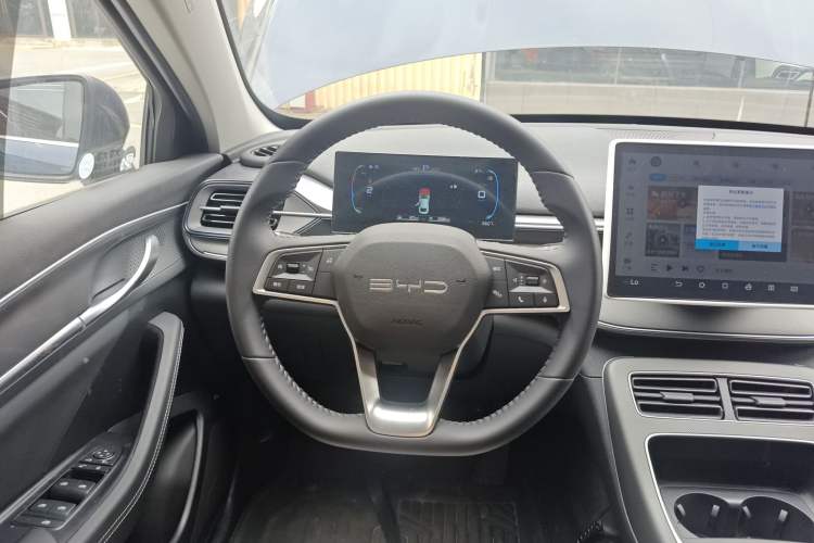 Used BYD Destroyer 05 2024 HONOR Edition DM-i 55KM Luxury Model
