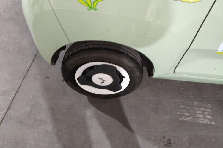 Used Wuling Hongguang MINIEV 2022 Macaron Premium Model – Lithium Iron Phosphate Exterior 5