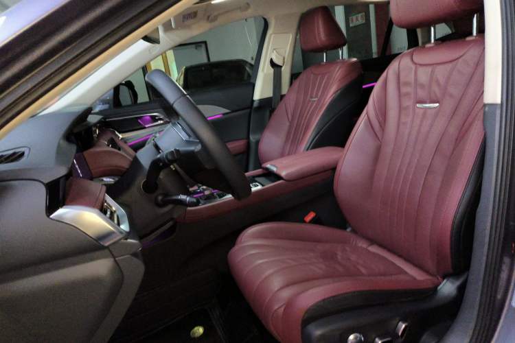 Used Hongqi H5 2023 2.0T Automatic Smart Connect Flagship Edition
