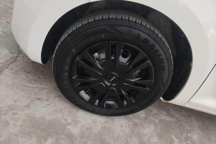 Used CHANGAN NEVO Lumin 2022 210km Sweet Edition Exterior 4