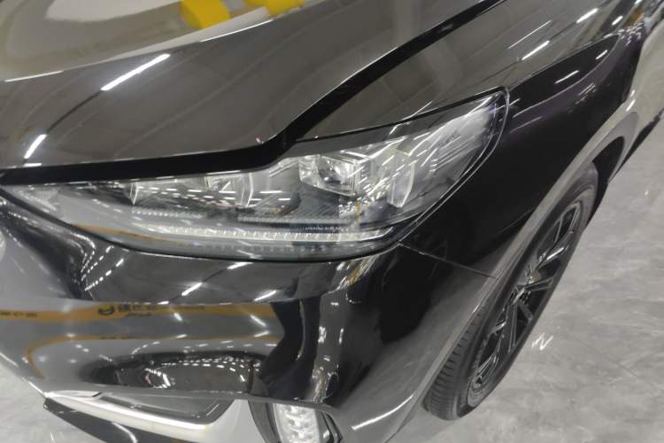 Used Wey VV6 2021 2.0T Two-Wheel Drive Smart Plus