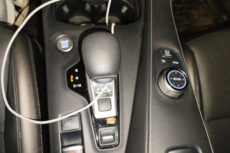 Used Infiniti QX50 2020 2.0T All-Wheel-Drive Elite Version Gear Lever