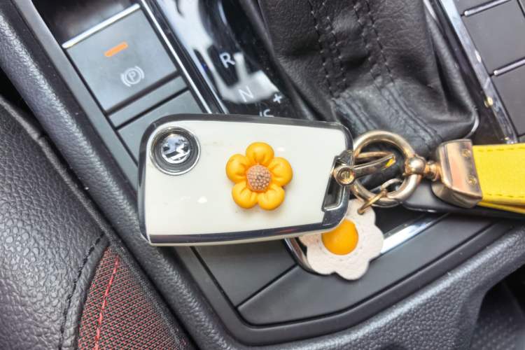 Used Volkswagen Bora 2019 1.5L Automatic Elite Version Interior 1