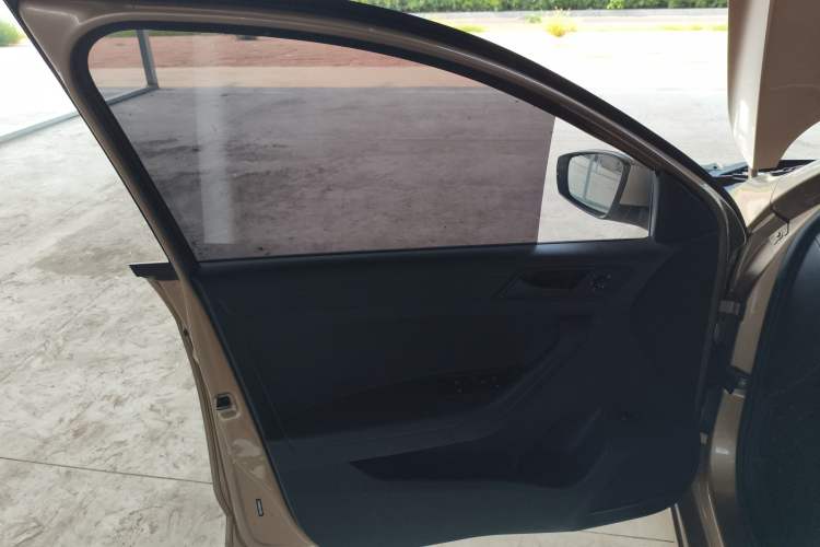 Used Volkswagen Jetta 2017 1.5L Automatic Fashion Model