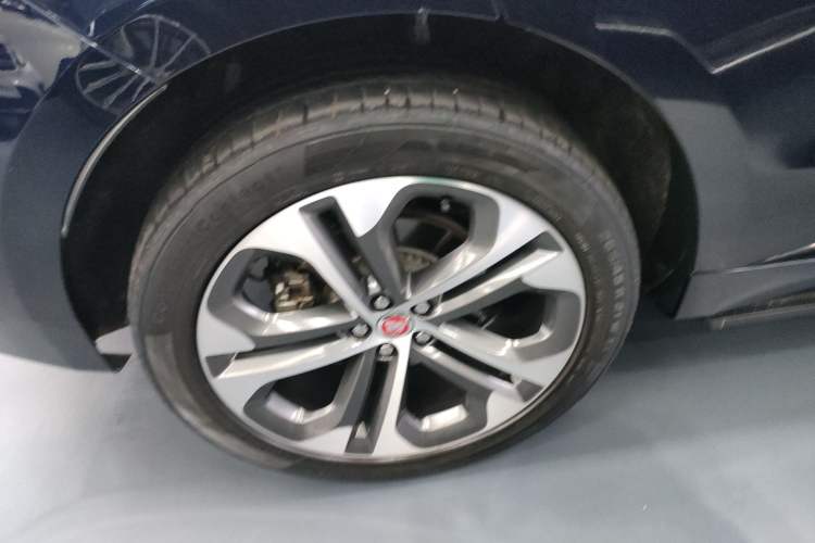 Used Jaguar F-PACE 2021 340 PS R-Dynamic SE