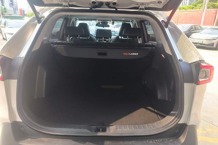 Used Toyota Wildlander 2022 2.0L CVT Two-Wheel Drive Luxury PLUS Edition Trunk