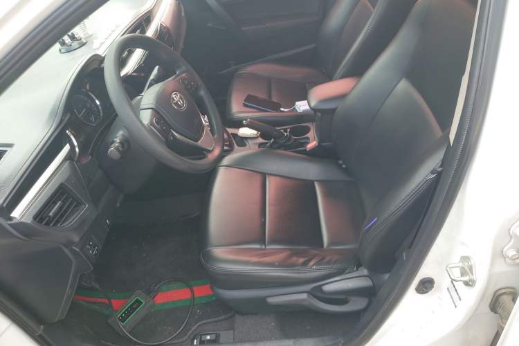 Used Toyota Levin 2016 Dual-Engine 1.8H GS E-CVT Elite Model with Sunroof Left Front Seat