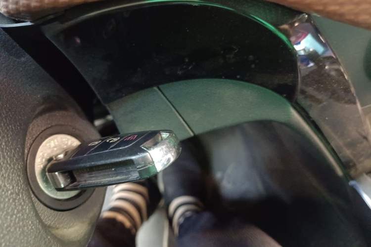 Used Great Wall Wingle 6 2017 2.4L Gasoline Two-Wheel Drive Elite Version 4G69 Vehicle Key