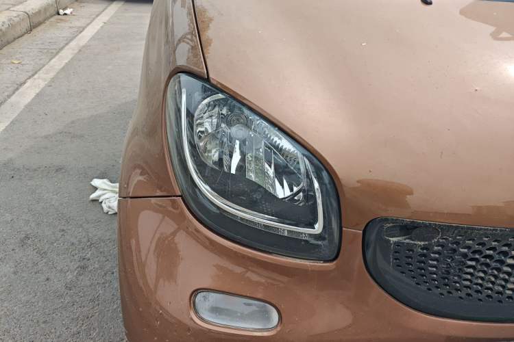 Used smart fortwo 2015 1.0L 52 kW Hardtop Passion Edition
