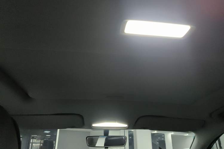 Used Geely Auto Emgrand 2022 4th Generation 1.5L CVT Luxury Model
