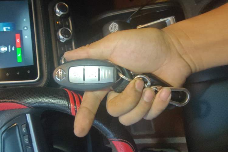 Used Nissan Kicks 2021 1.5L XV CVT Smart Connect Luxury Edition