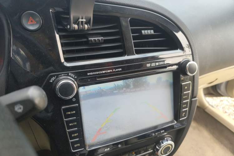 Used Soueast V3 Lingyue 2014 1.5L Manual Entry-Level Version
