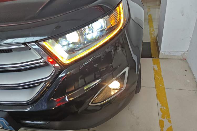 Used Ford Edge 2015 2.0T GTDi Two-Wheel-Drive High-Line Version Left Front Headlight