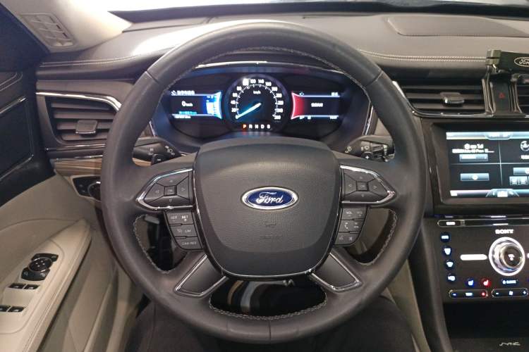 Used Ford Taurus 2015 EcoBoost 245 Luxury Model