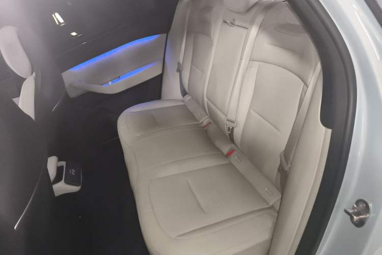 Used Nio ES6 2024 75 kWh
