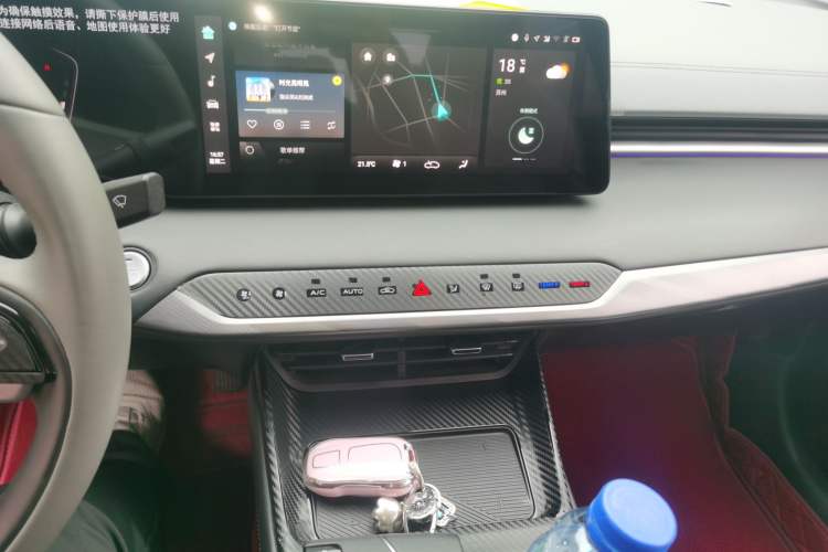 Used CHANGAN Ruicheng PLUS 2023 1.5T DCT Navigation Edition Audio And AC Panel