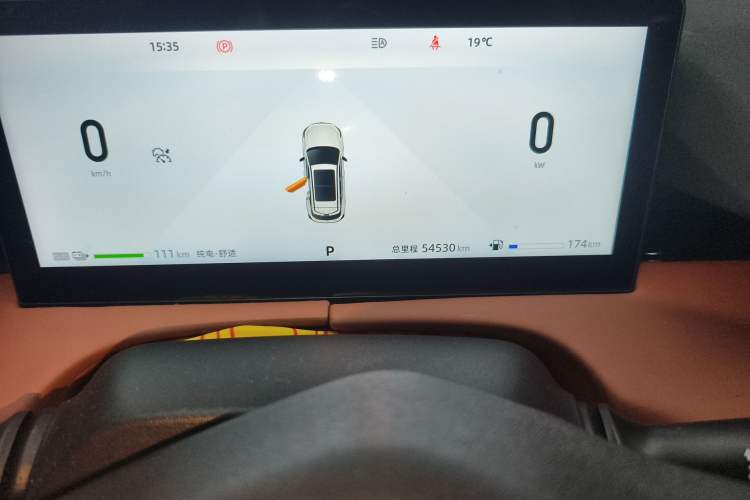 Used CHANGAN UNI-Z New Energy 2024 Blue Whale Smart Electric iDD 125km Beyond Edition Odometer Close Up