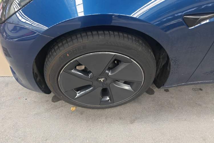 Used Tesla Model 3 2021 Standard Range Rear-Wheel Drive Upgraded Version 3D6 Left Front Wheel Hub