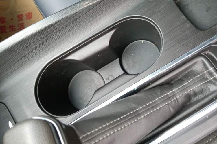 Used Buick Velite 6 2023 Revised Version 430 km Range – Commuter Edition Interior 1