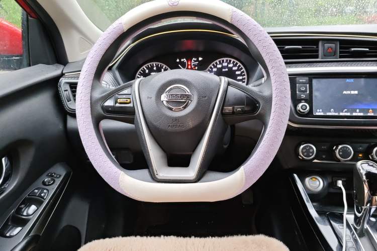 Used Nissan Lannia 2016 1.6L CVT Smart Cool Edition Steering Wheel
