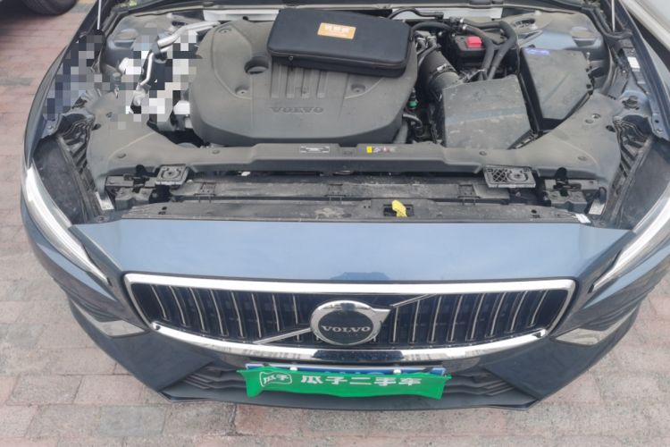 Used Volvo S60 2025 B4 Zhiyuan Luxury Edition
