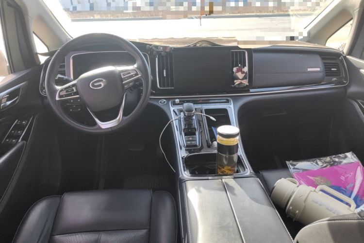 Used GAC Trumpchi M8 2023 Lingxiu Series 390T Prestige Edition Center Console