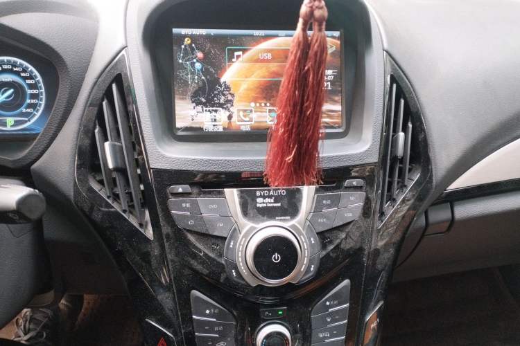 Used BYD Qin New Energy 2016 Qin EV300 Prestige Model
