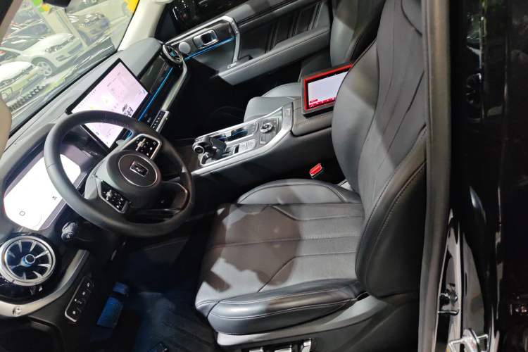 Used Tank 400 New Energy 2024 Hi4-T City Edition Left Front Seat