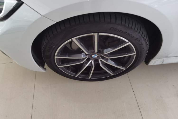 Used BMW 3 Series 2021 320Li M Sport Package Exterior 7