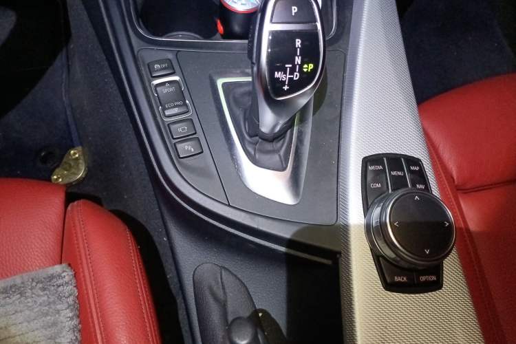 Used BMW 3 Series GT 2018 330i xDrive M Sport Edition
