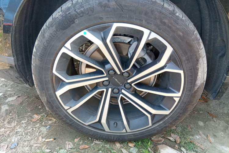 Used Lynk & Co 09 2021 2.0T Halo Six-Seater