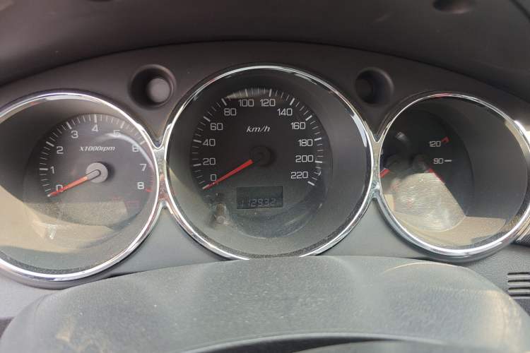 Used Dongfeng Aeolus H30 2013 CROSS 1.5L Manual Zunyi Model