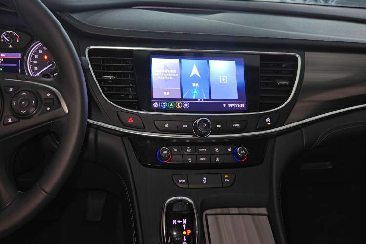 Used Buick LaCrosse 2022 652T Luxury Version
