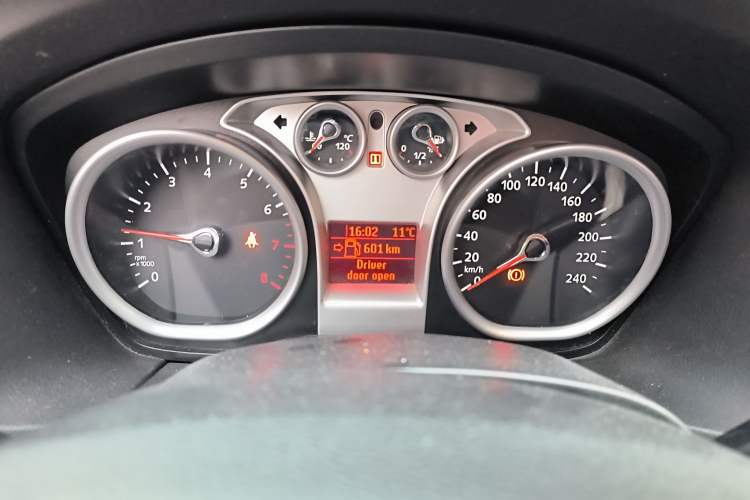 Used Ford Focus 2013 Hatchback Classic 1.8L Automatic Base Model
