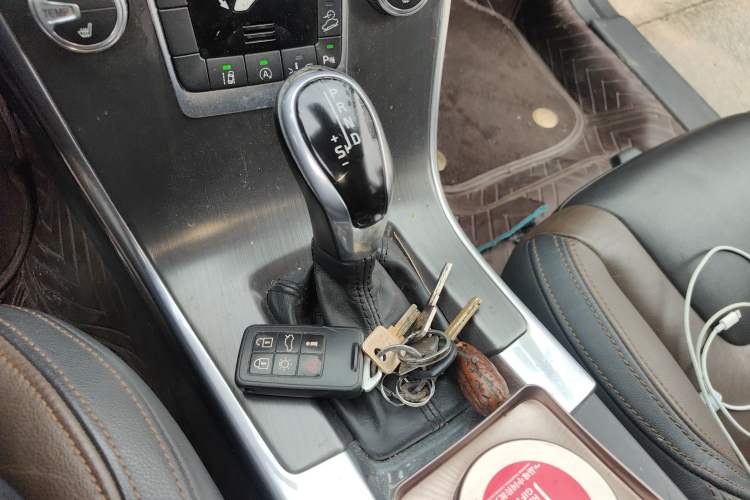 Used Volvo XC60 2015 T5 AWD Zhiyuan Edition
