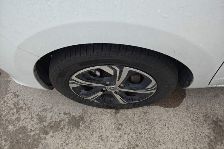 Used CHANGAN Benni E-Star 2020 Heartbeat Edition NMC Lithium Left Front Wheel Hub