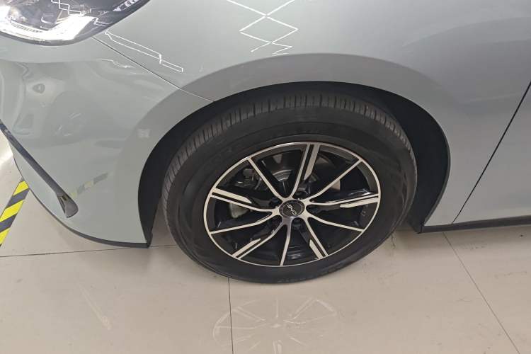 Used BYD Seal 06 New Energy 2024 DM-i 120KM Prestige Model
