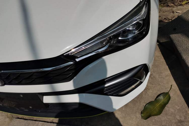 Used Roewe i5 2021 1.5L CVT Platinum Edition