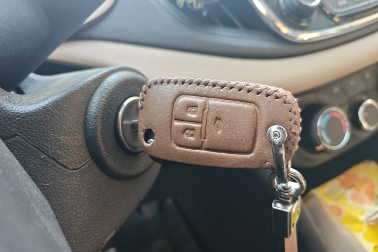 Used Chevrolet Monza 2022 320 Automatic Enjoyment Sunroof Version Vehicle Key