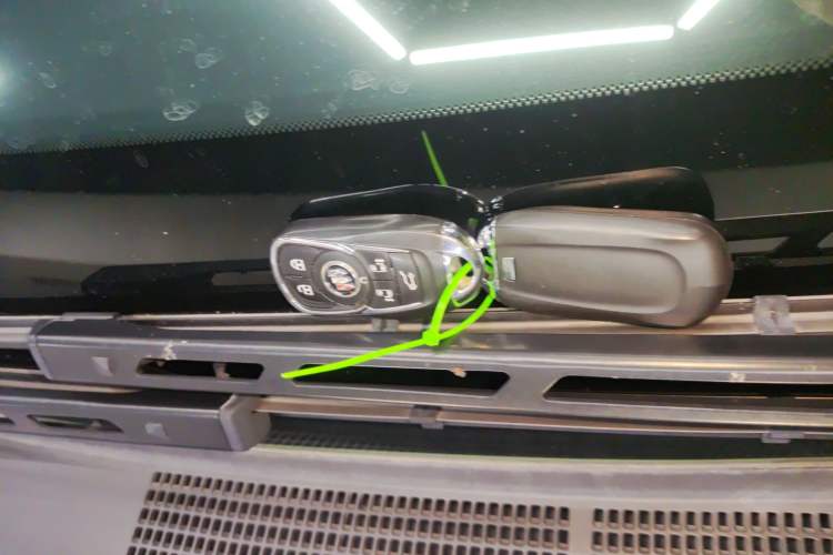 Used Buick GL8 2021 ES Landtrek 653T Luxury Model
