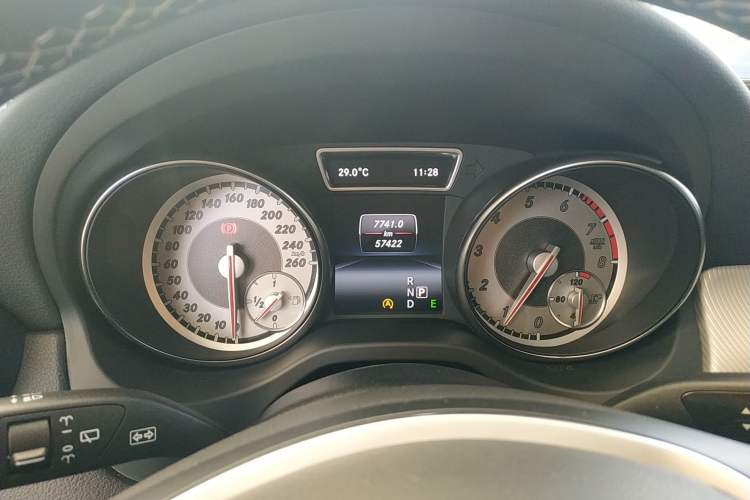 Used Mercedes-Benz GLA 2015 GLA 220 4MATIC Fashion Model Instrument Cluster