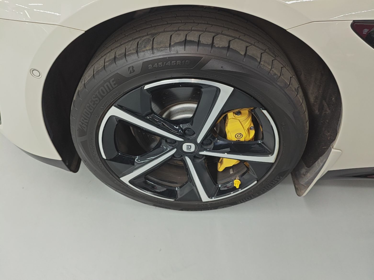 Xiaomi Auto SU7 2024 Four-Wheel Drive Ultra-Long Range Advanced Intelligent Driving Max Edition — снимка 10