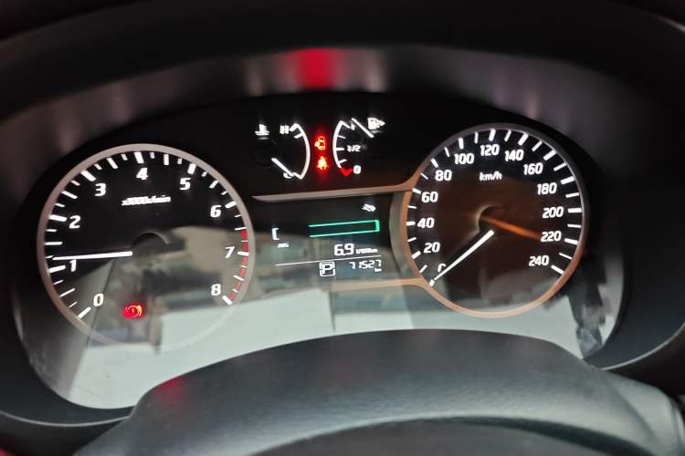 Used Nissan Lannia 2016 1.6L CVT Cool Edition