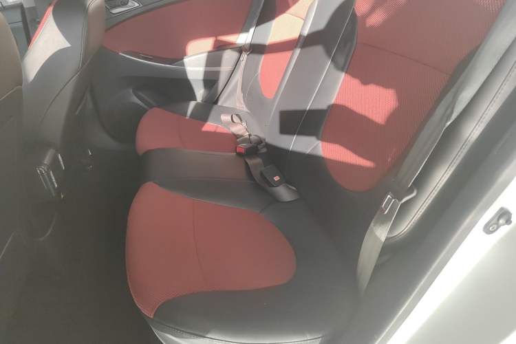 Used Hyundai Verna Ray 2014 1.4L Automatic GLX